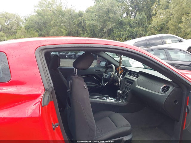 46054988 :رقم المزاد ، 1ZVBP8AM8C5208586 vin ، 2012 Ford Mustang V6 مزاد بيع