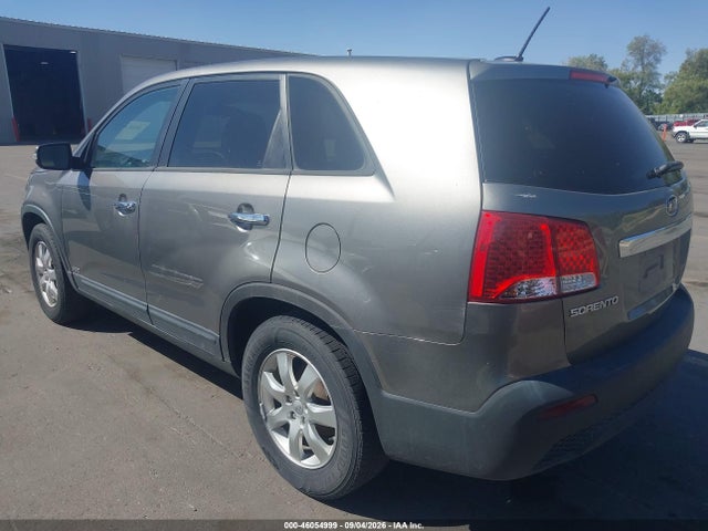 2013 Kia Sorento Lx მანქანა იყიდება აუქციონზე, vin: 5XYKTDA66DG323768, აუქციონის ნომერი: 46054999