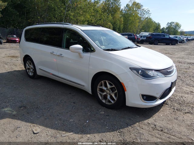 46055004 :رقم المزاد ، 2C4RC1EG0KR548924 vin ، 2019 Chrysler Pacifica Touring L Plus مزاد بيع