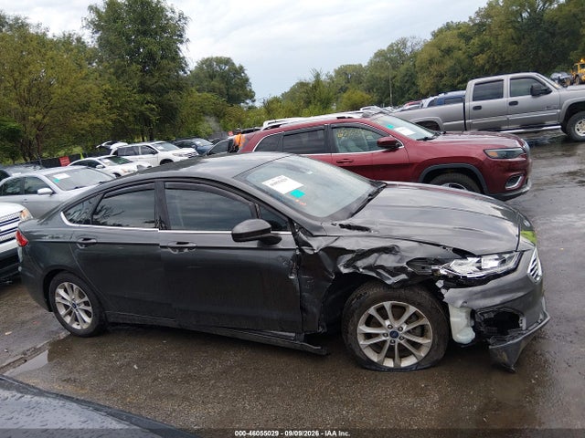 Продажа на аукционе авто 2019 Ford Fusion Se, vin: 3FA6P0HD6KR283655, номер лота: 46055029