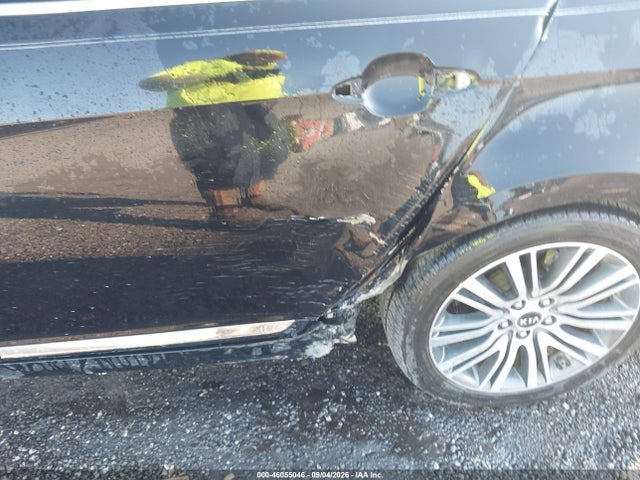 2015 Kia Cadenza Premium მანქანა იყიდება აუქციონზე, vin: KNALN4D76F5193714, აუქციონის ნომერი: 46055046