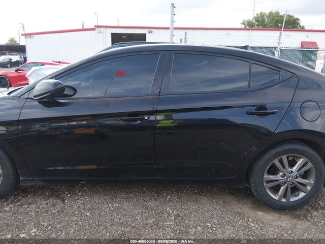 Продажа на аукционе авто 2018 Hyundai Elantra Sel, vin: 5NPD84LF5JH372651, номер лота: 46055088