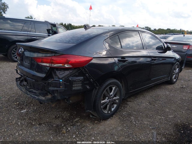 Продажа на аукционе авто 2018 Hyundai Elantra Sel, vin: 5NPD84LF5JH372651, номер лота: 46055088