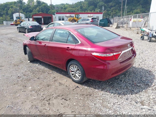 46055097 :رقم المزاد ، 4T1BF1FK7HU769181 vin ، 2017 Toyota Camry Le مزاد بيع