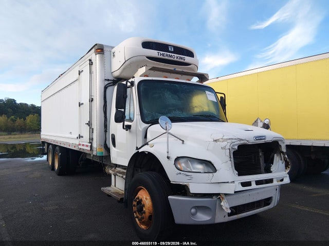 Продажа на аукционе авто 2016 Freightliner M2 106 Medium Duty, vin: 1FVHCYCYXGHHE5816, номер лота: 46055119