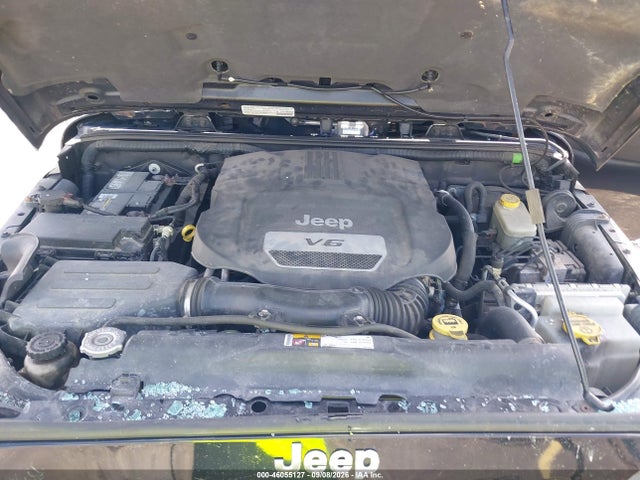 46055127 :رقم المزاد ، 1C4BJWEGXEL196257 vin ، 2014 Jeep Wrangler Unlimited Sahara مزاد بيع