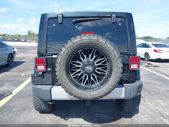 46055127 :رقم المزاد ، 1C4BJWEGXEL196257 vin ، 2014 Jeep Wrangler Unlimited Sahara مزاد بيع