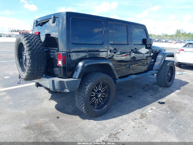 46055127 :رقم المزاد ، 1C4BJWEGXEL196257 vin ، 2014 Jeep Wrangler Unlimited Sahara مزاد بيع