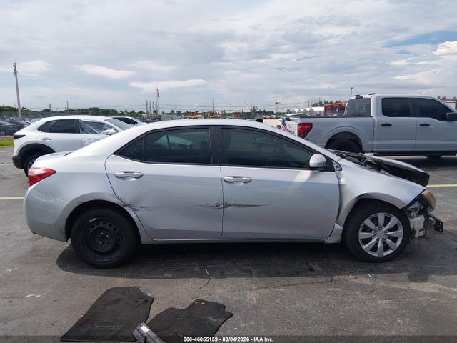 46055159 :رقم المزاد ، 5YFBURHE3JP787745 vin ، 2018 Toyota Corolla Le مزاد بيع