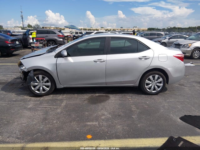 46055159 :رقم المزاد ، 5YFBURHE3JP787745 vin ، 2018 Toyota Corolla Le مزاد بيع