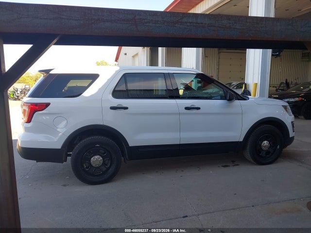 2017 Ford Utility Police Interceptor მანქანა იყიდება აუქციონზე, vin: 1FM5K8AR8HGB72450, აუქციონის ნომერი: 46055237