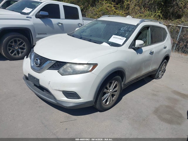 Nissan ROGUE SV 2015 KNMAT2MT2FP521281 Image 2