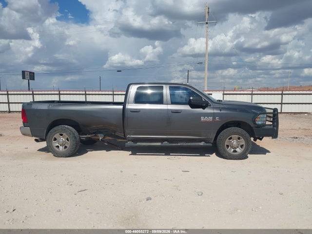 46055272 :رقم المزاد ، 3C63R3GL8FG555942 vin ، 2015 Ram 3500 Tradesman مزاد بيع