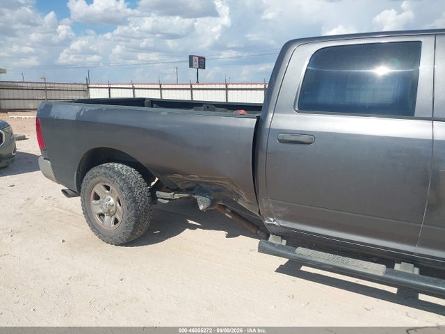 46055272 :رقم المزاد ، 3C63R3GL8FG555942 vin ، 2015 Ram 3500 Tradesman مزاد بيع