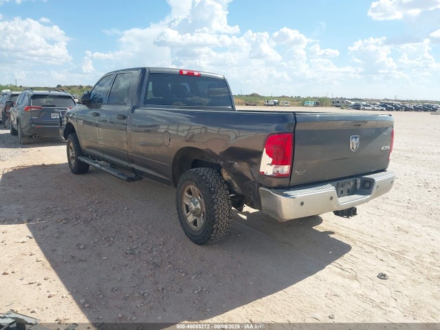 46055272 :رقم المزاد ، 3C63R3GL8FG555942 vin ، 2015 Ram 3500 Tradesman مزاد بيع
