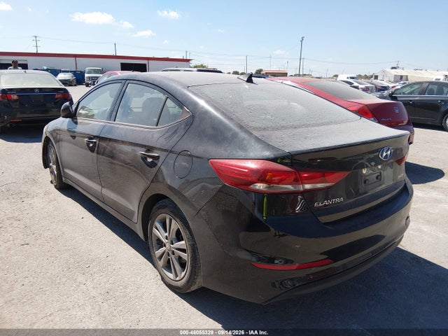 5NPD84LF5JH242031 Hyundai ELANTRA SEL