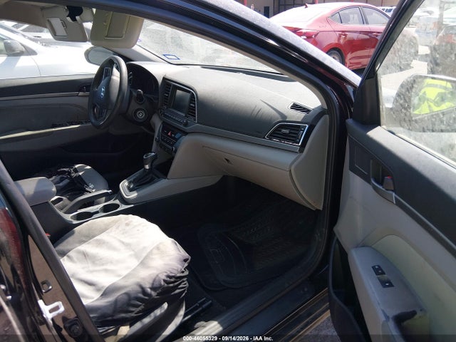 5NPD84LF5JH242031 Hyundai ELANTRA SEL