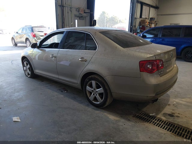 2006 Volkswagen Jetta 2.5 მანქანა იყიდება აუქციონზე, vin: 3VWRF71K06M684016, აუქციონის ნომერი: 46055354