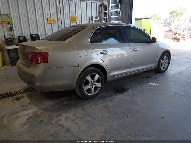 2006 Volkswagen Jetta 2.5 მანქანა იყიდება აუქციონზე, vin: 3VWRF71K06M684016, აუქციონის ნომერი: 46055354
