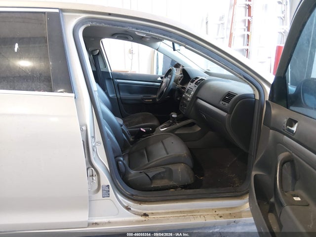2006 Volkswagen Jetta 2.5 მანქანა იყიდება აუქციონზე, vin: 3VWRF71K06M684016, აუქციონის ნომერი: 46055354