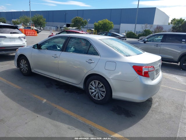 Toyota CAMRY LE 2014 4T4BF1FK4ER400389 Image 3
