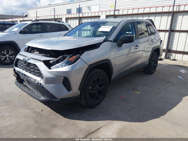 46055426 :رقم المزاد ، 2T3H1RFV8NC186043 vin ، 2022 Toyota Rav4 Le مزاد بيع