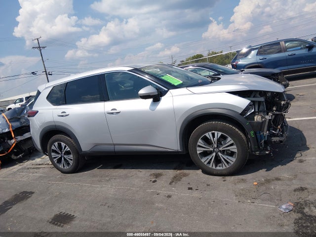 46055497 :رقم المزاد ، 5N1AT3BB0MC731409 vin ، 2021 Nissan Rogue Sv Intelligent Awd مزاد بيع