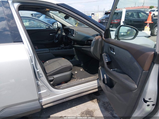 46055497 :رقم المزاد ، 5N1AT3BB0MC731409 vin ، 2021 Nissan Rogue Sv Intelligent Awd مزاد بيع
