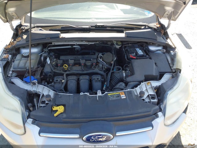 46055528 :رقم المزاد ، 1FADP3K20DL283751 vin ، 2013 Ford Focus Se مزاد بيع