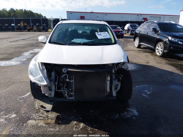46055562 :رقم المزاد ، 3N1CN7AP7JL835586 vin ، 2018 Nissan Versa 1.6 S مزاد بيع