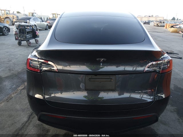 Продаж на аукціоні авто 2025 Tesla Model Y Long Range Dual Motor All-wheel Drive, vin: 7SAYGAEEXSF262334, номер лоту: 46055589