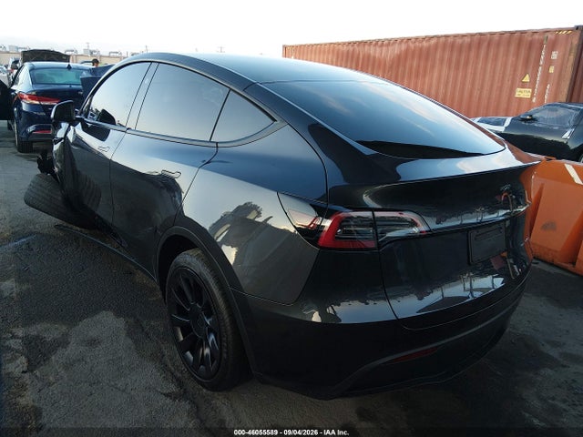 Продаж на аукціоні авто 2025 Tesla Model Y Long Range Dual Motor All-wheel Drive, vin: 7SAYGAEEXSF262334, номер лоту: 46055589