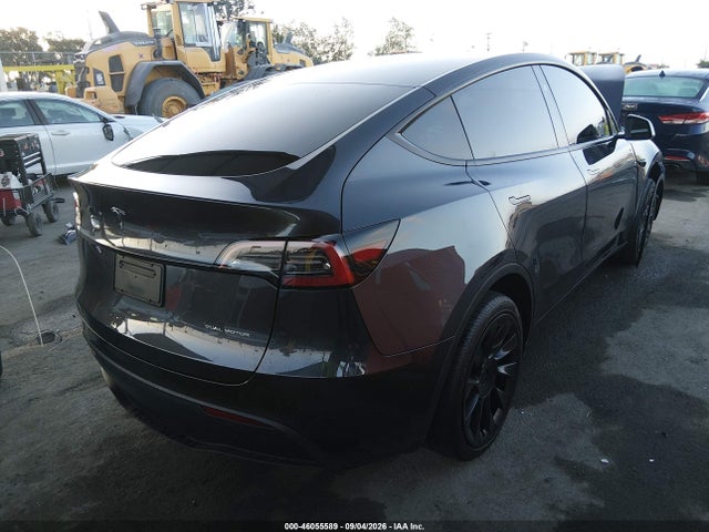 Продаж на аукціоні авто 2025 Tesla Model Y Long Range Dual Motor All-wheel Drive, vin: 7SAYGAEEXSF262334, номер лоту: 46055589