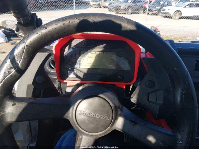 46055597 :رقم المزاد ، 1HFVE0549M4201418 vin ، 2021 Honda Sxs1000 S2r مزاد بيع