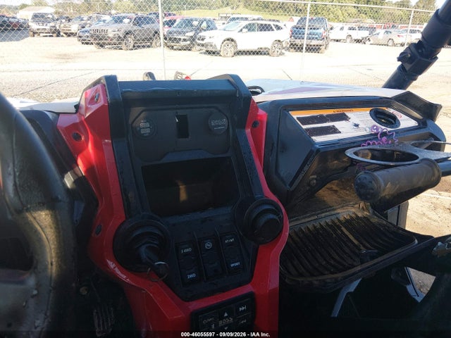 46055597 :رقم المزاد ، 1HFVE0549M4201418 vin ، 2021 Honda Sxs1000 S2r مزاد بيع