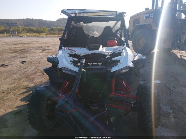 46055597 :رقم المزاد ، 1HFVE0549M4201418 vin ، 2021 Honda Sxs1000 S2r مزاد بيع