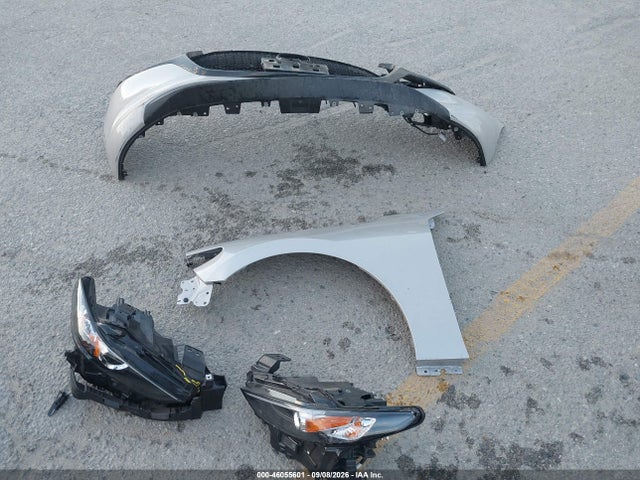 2026 Mazda Mazda3 2.5 S Select Sport მანქანა იყიდება აუქციონზე, vin: JM1BPAKL1T1860053, აუქციონის ნომერი: 46055601