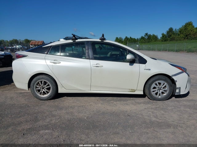 2016 Toyota Prius Two მანქანა იყიდება აუქციონზე, vin: JTDKBRFU1G3512974, აუქციონის ნომერი: 46055615