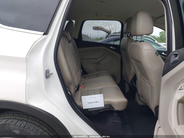 46055632 :رقم المزاد ، 1FMCU9J90HUA63277 vin ، 2017 Ford Escape Titanium مزاد بيع