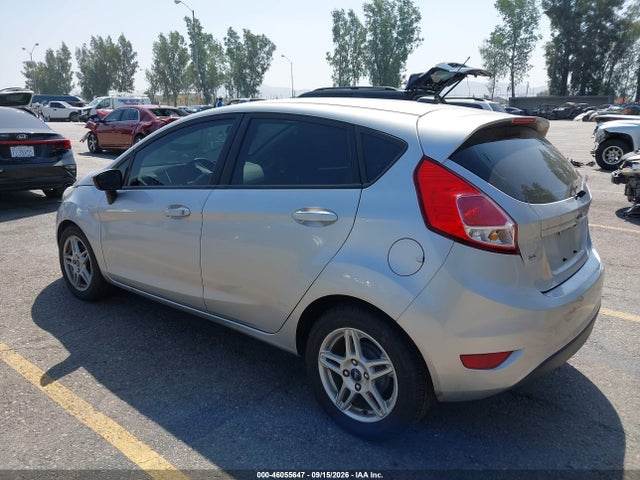 Ford FIESTA SE 2019 3FADP4EJ4KM112358 Image 3