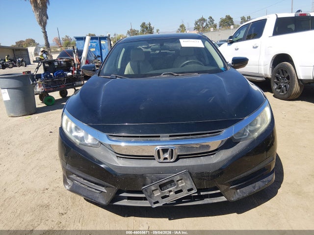 2HGFC2F52JH529061 Honda Civic Lx