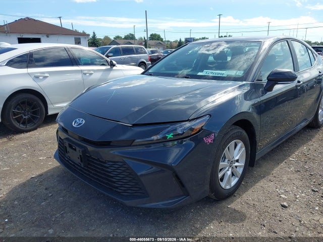 2025 Toyota Camry Le მანქანა იყიდება აუქციონზე, vin: 4T1DBADK8SU513727, აუქციონის ნომერი: 46055673