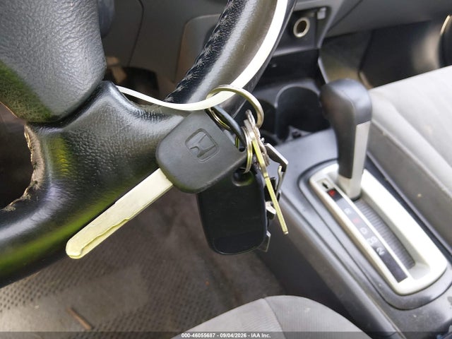 46055687 :رقم المزاد ، 2HGES165X5H605348 vin ، 2005 Honda Civic Lx مزاد بيع