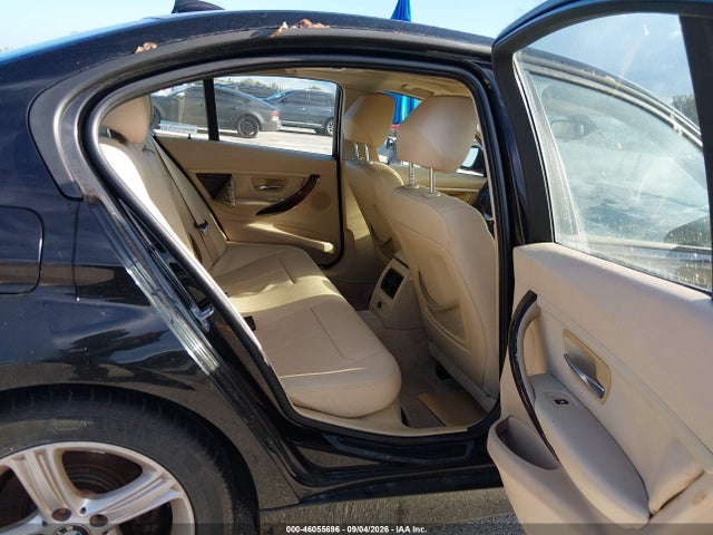46055696 :رقم المزاد ، WBA3A5C58EP600257 vin ، 2014 Bmw 328i مزاد بيع