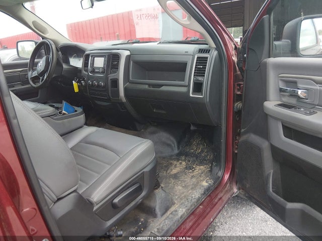46055715 :رقم المزاد ، 3C6JR6DG4HG701188 vin ، 2017 Ram 1500 Tradesman  4x2 8' Box مزاد بيع