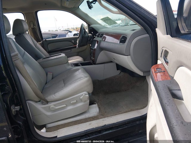 Aukcja sprzedaży 2013 Chevrolet Suburban 1500 Lt, vin: 1GNSCJE08DR256281, numer aukcji: 46055733
