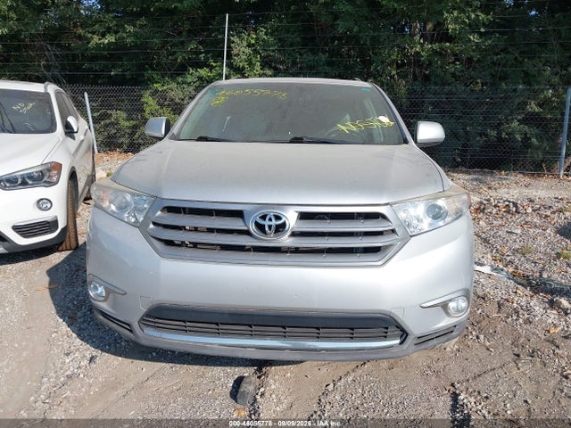 46055778 :رقم المزاد ، 5TDBK3EH7BS058559 vin ، 2011 Toyota Highlander Se V6 مزاد بيع
