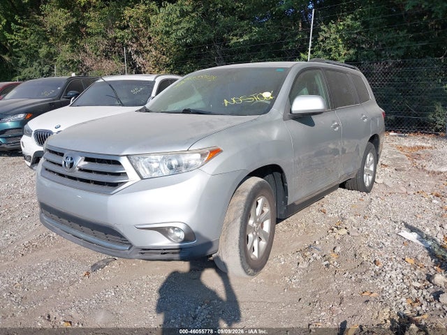 46055778 :رقم المزاد ، 5TDBK3EH7BS058559 vin ، 2011 Toyota Highlander Se V6 مزاد بيع