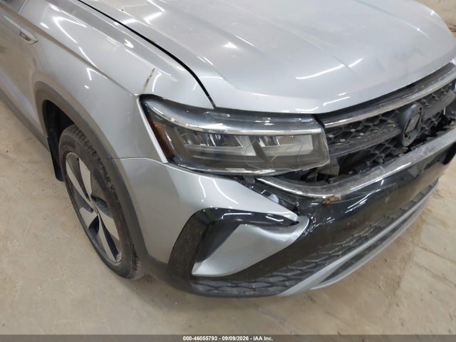 2024 Volkswagen Taos 1.5t S მანქანა იყიდება აუქციონზე, vin: 3VV8X7B28RM069469, აუქციონის ნომერი: 46055793