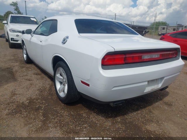 46055820 :رقم المزاد ، 2C3CDYAG1EH251144 vin ، 2014 Dodge Challenger Sxt مزاد بيع